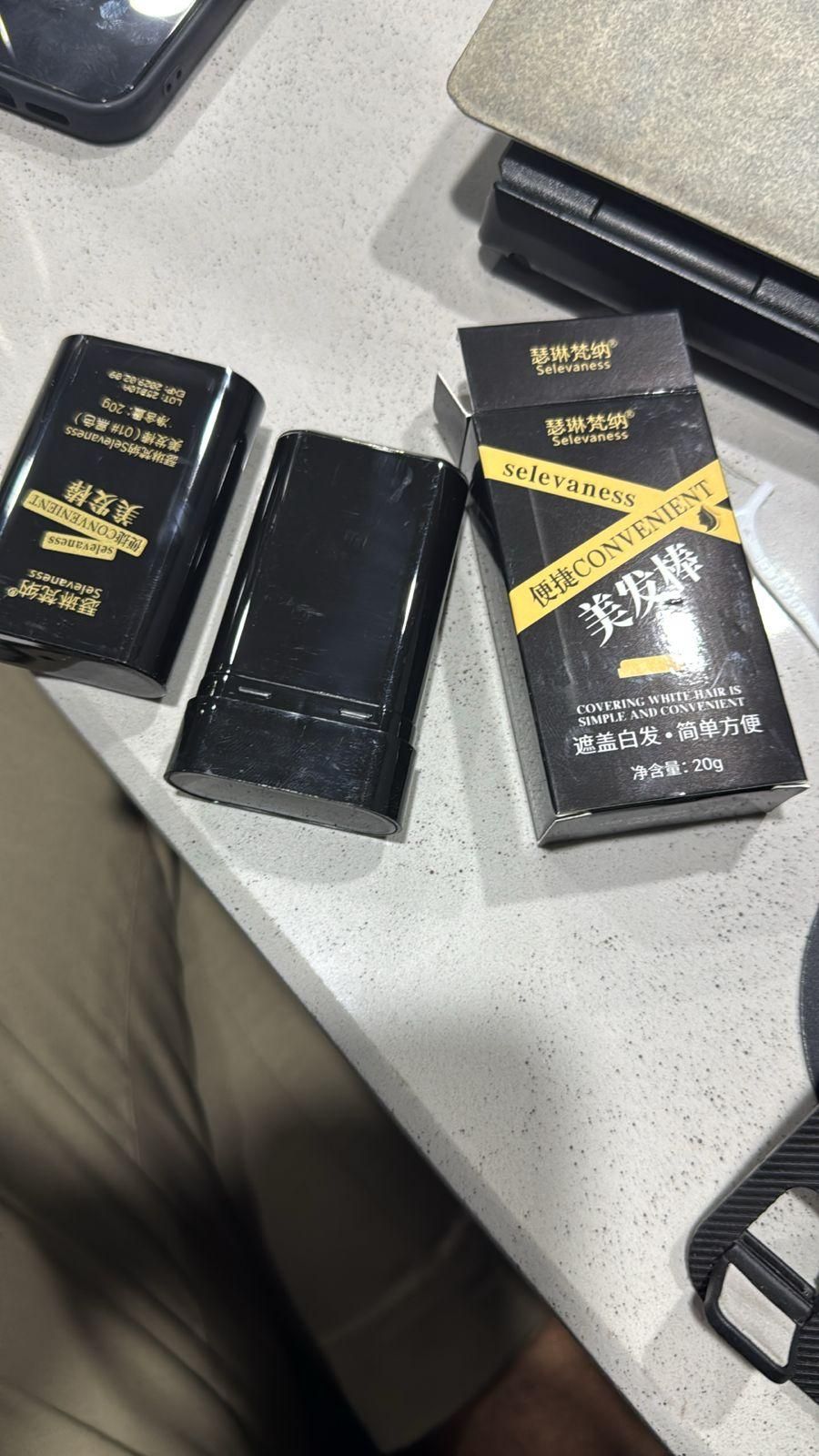 Covering White Hair Dye Comb